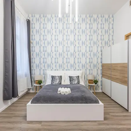 Charming City Center Suite W' 2 Bedrms In The Gozsdu Garden Budapešť Exteriér fotografie